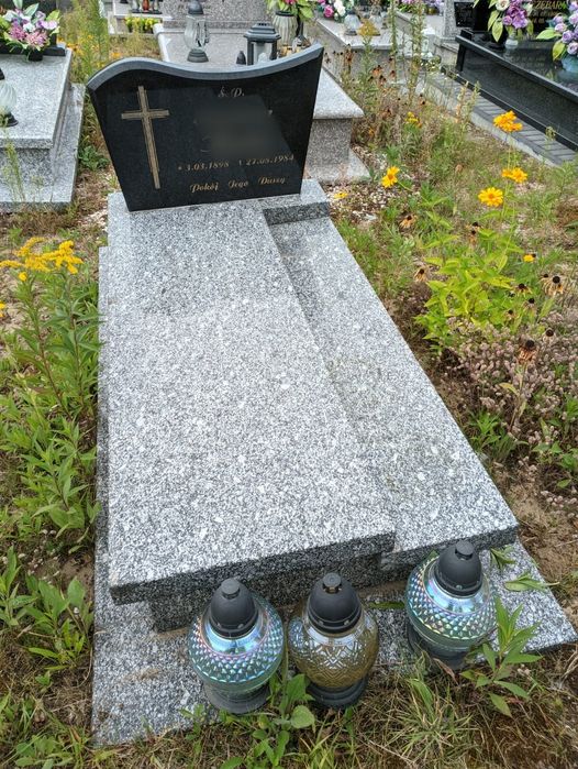 Pomnik, nagrobek. Stan bdb, polski granit. Podkarpackie