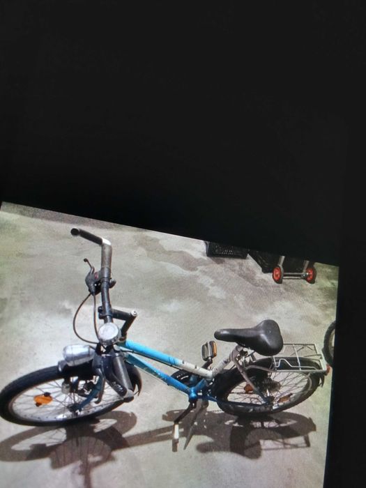 Bicicleta já para menino grande linda cor vale apena