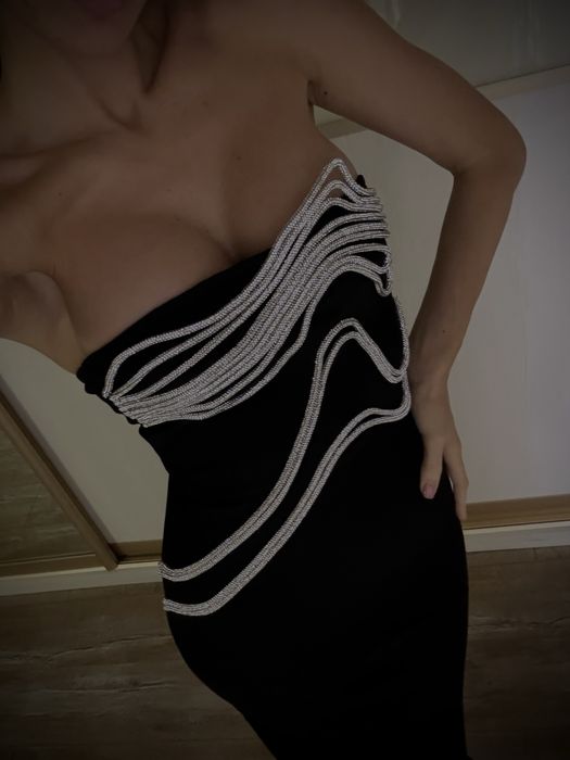 Вишукана  бандажна сукня