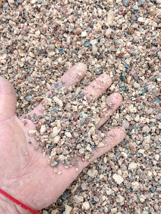 Żwir płukany okrągły łamany drenaż piasek ziemia wywóz gruzu z załadun