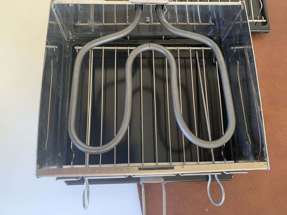 Aka grill,opiekacz do kanapek DDR
