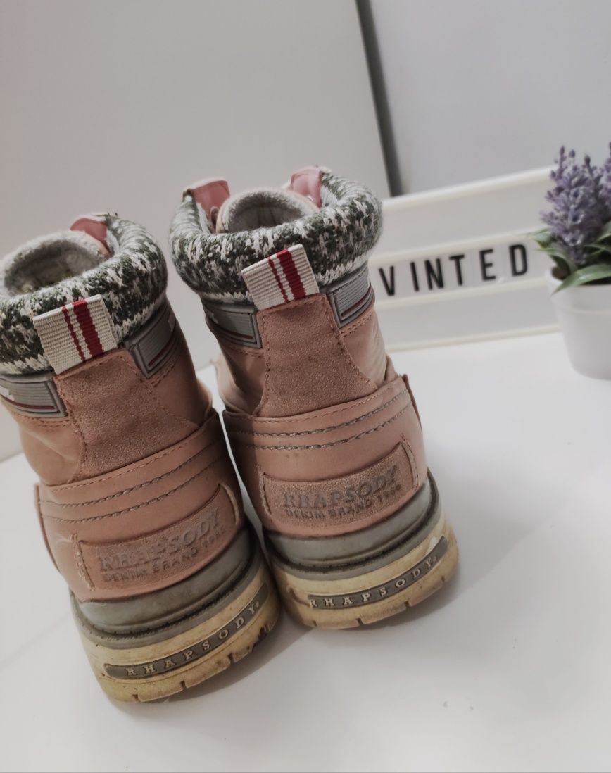Pudrowo różowe  buty zimowe