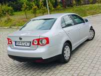 Volkswagen Jetta 1.6MPi 102KM * KLIMATRONIK * Welur * 2006r * Super Okazja * Sedan