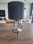 Lampa nocna czarna