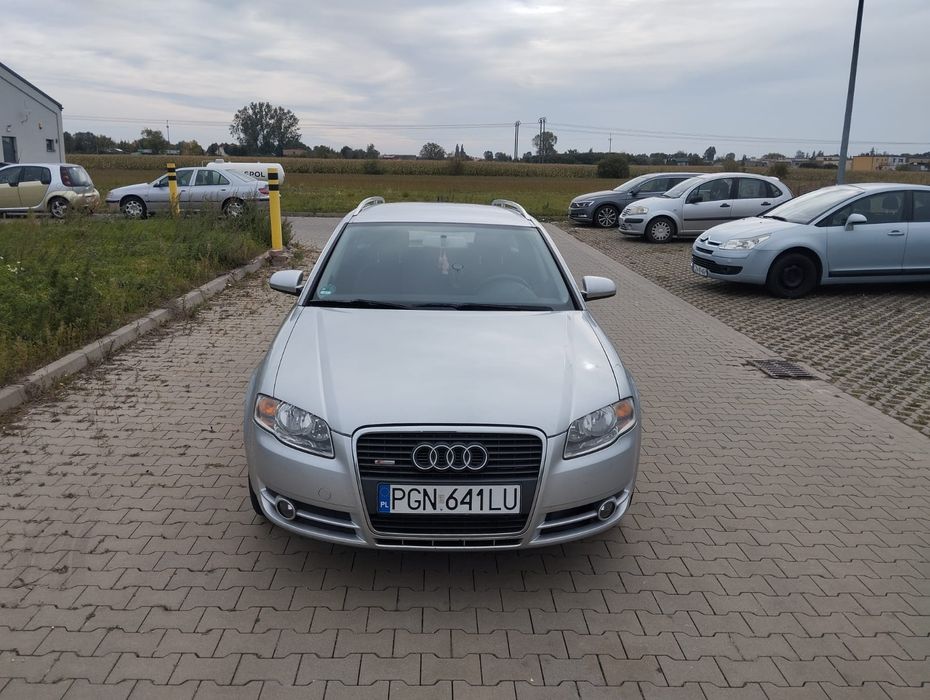 Audi A4b7 sprawna.zadbane