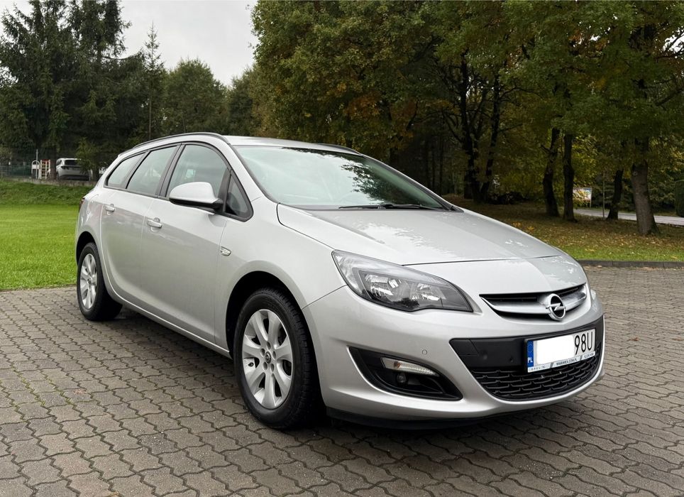 Opel Astra Sports Tourer. 1.4 Turbo 120KM. Salon Polska. Zadbany. Garażowany. ASO