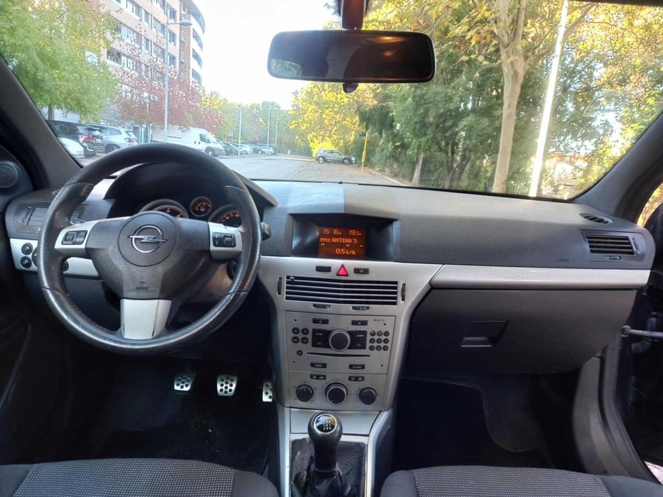 Opel astra 1.3 CTC full estras