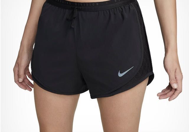 Szorty Nike Dri-FIT Run Division Tempo Luxe Women s Running