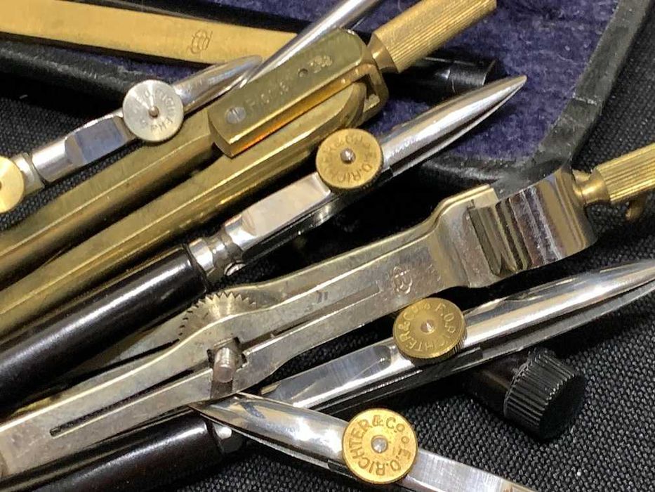 Старинная готовальня клейма Pracision E.O. Richter &Co. Германия