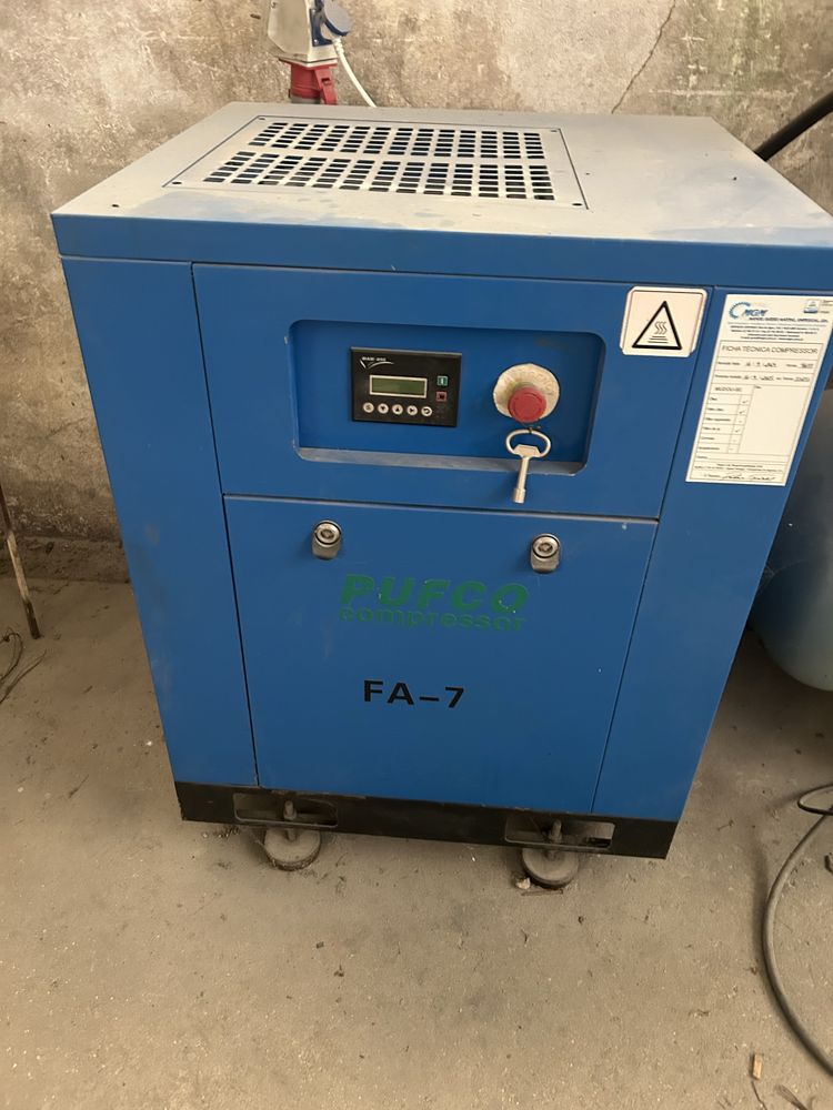 Compressor de parafuso