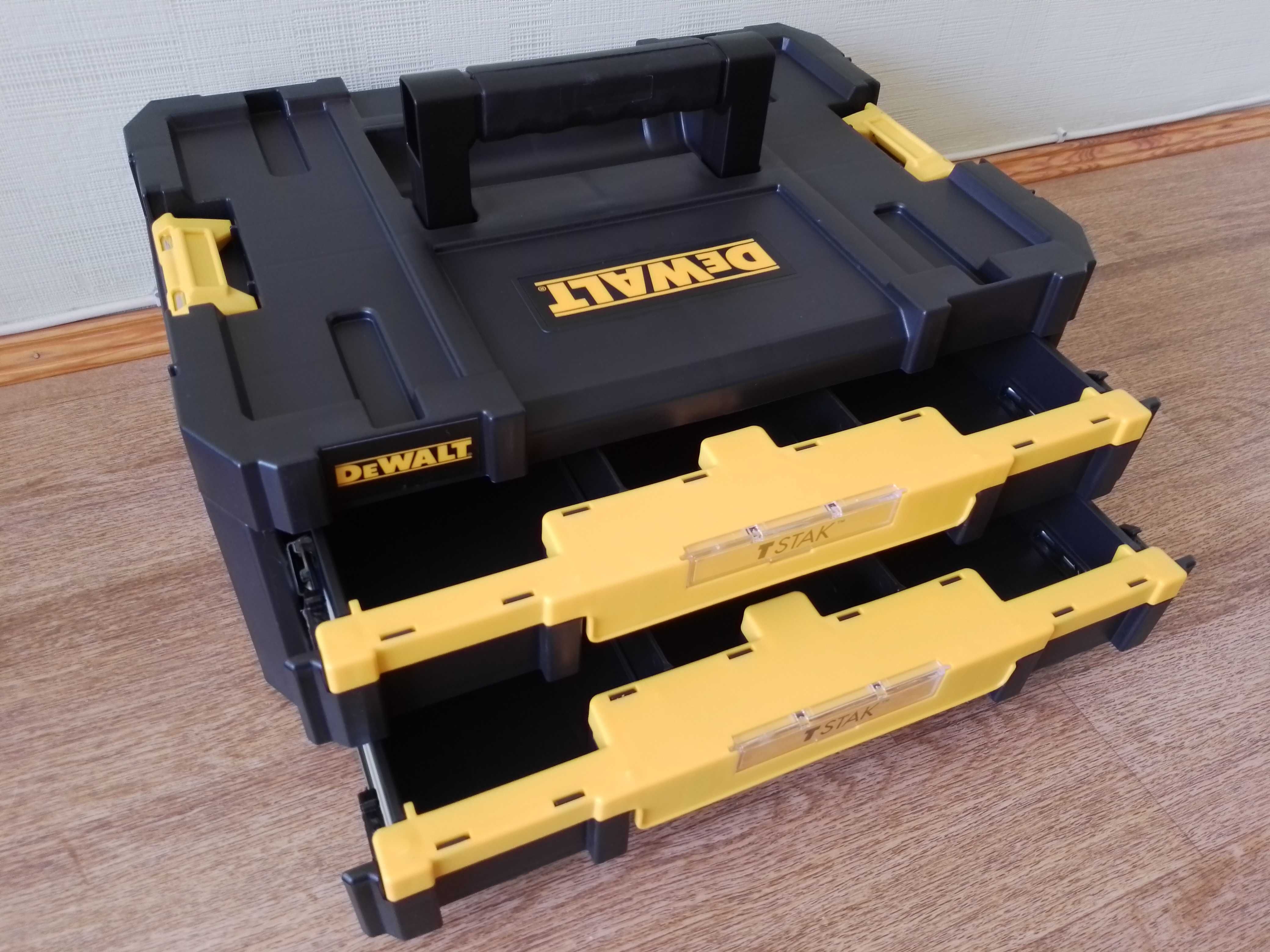 Ящик інструментальний TSTAK DeWALT DWST1-70706