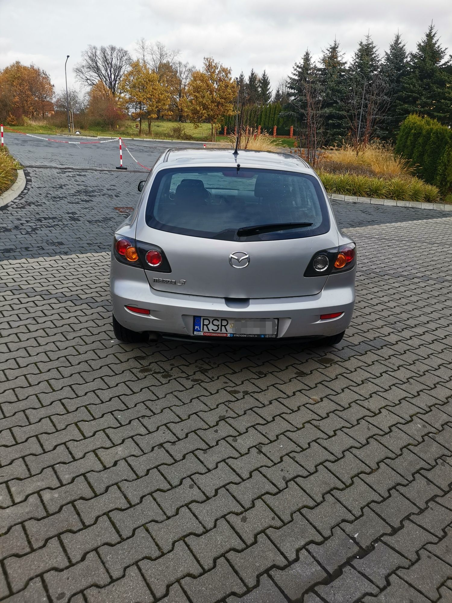 MAZDA 3 1.6 109KM