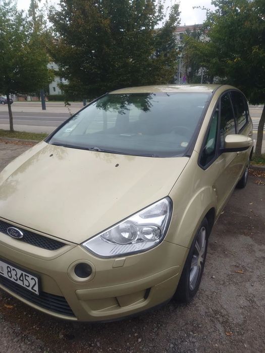 Ford S-Max Ford s max z gazem