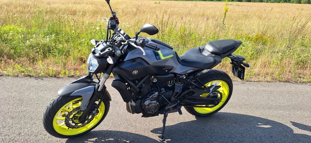 Sprzedam yamaha mt07 2016r ABS 75Km polecam