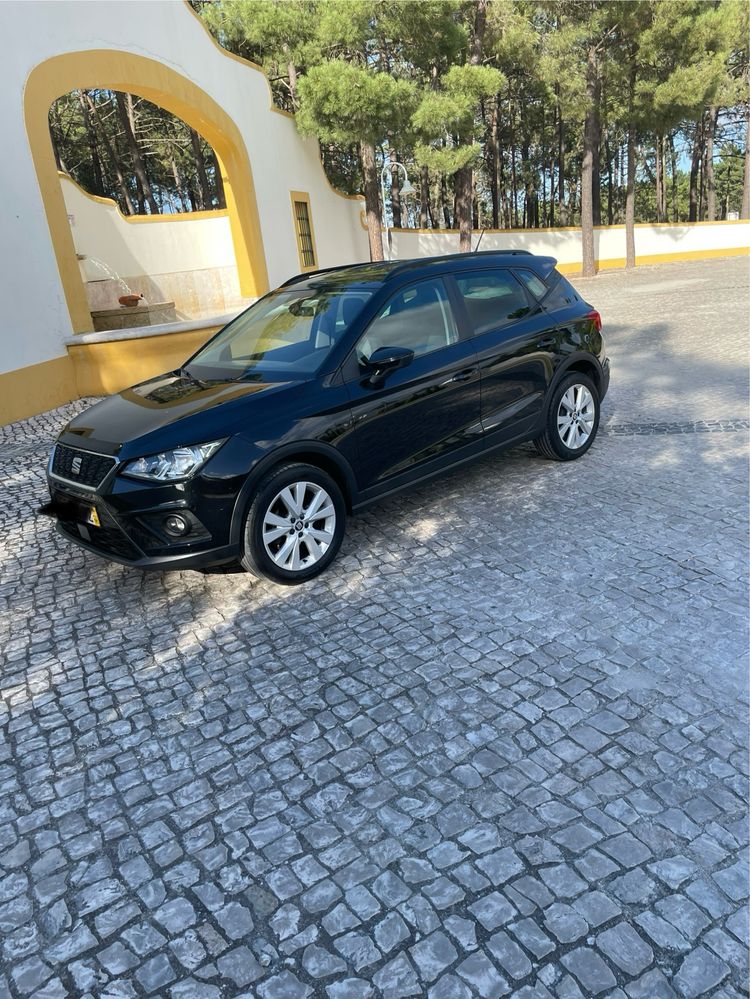 Seat Arona 1.6 Tdi Style  ( Apenas 93000 kms em estado irrepreensivel)