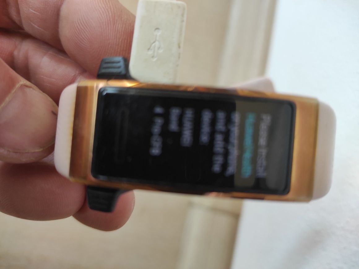 Huawei Band 4 Pro opaska zegarek