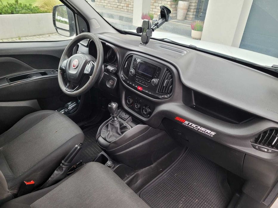 Fiat Doblo Cargo Maxi - 1,6 105km - 3 osobowy 2015r Long Dostawczy Bus
