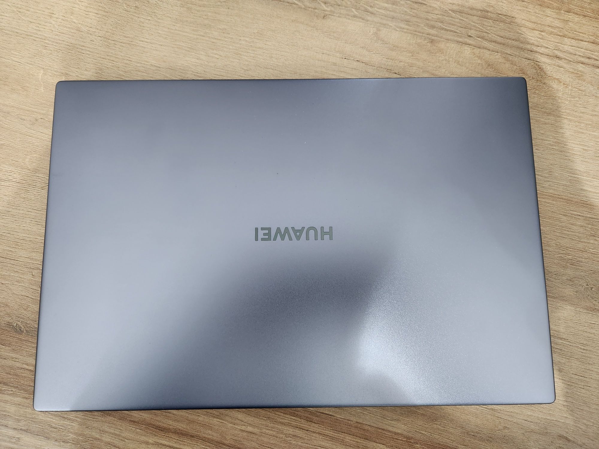 Laptop Huawei Matebook D14