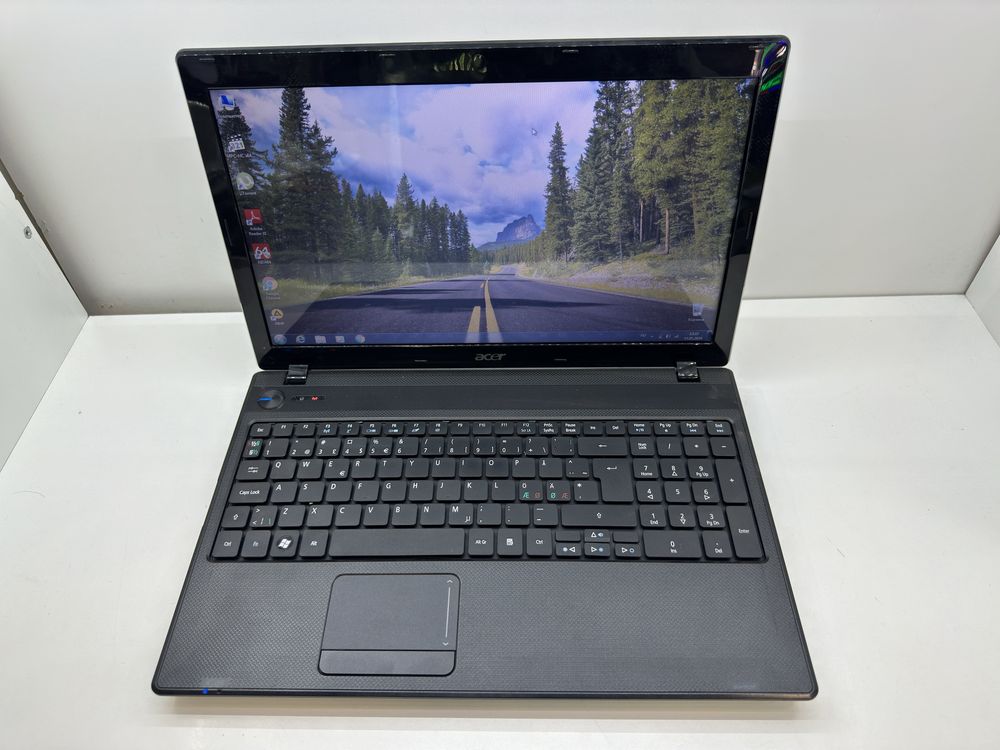 Acer Aspire 5742G - i5-M480/ 6GB DDR3 / 500GB HDD / 15.6 HD /GT540 1GB