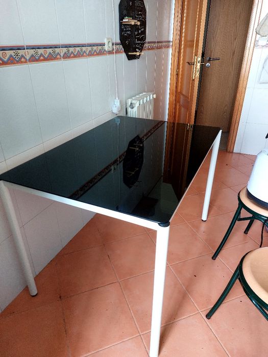 Mesa vidro preta