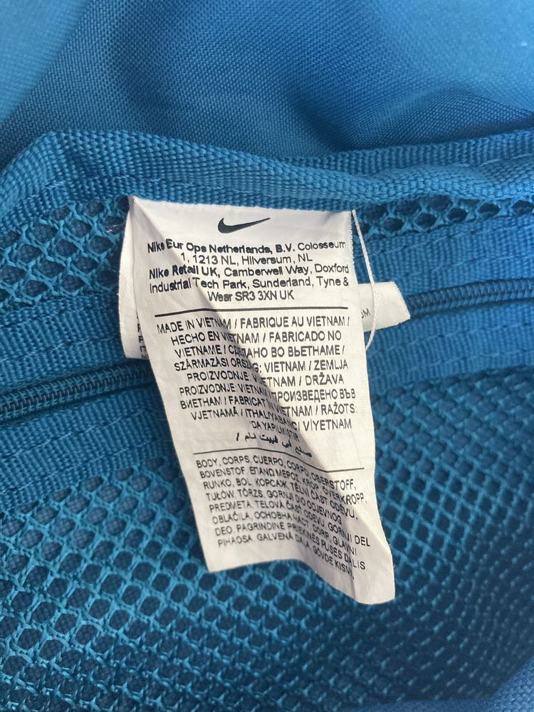Nerka Nike Heritage