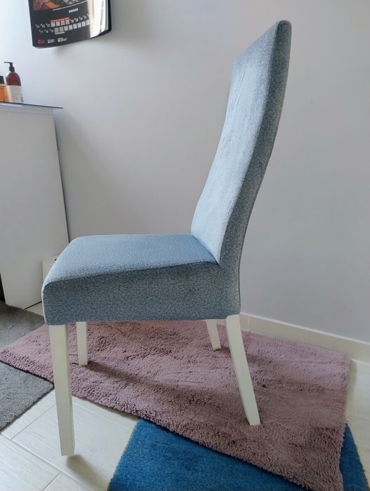 Krzesło w ładnym design, tapicerka zamszowa