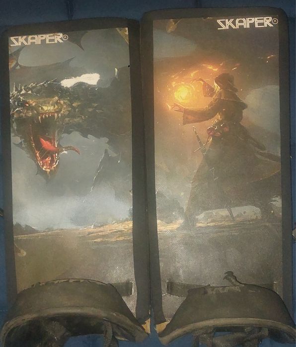 Caneleiras Skaper Guarda Redes Hoquei em patins.
24 largura e 51 altu