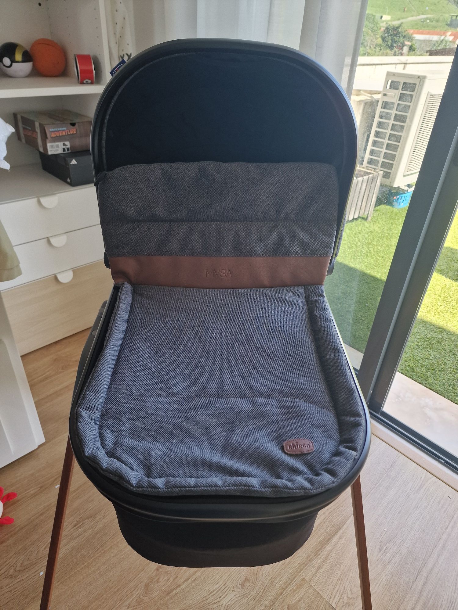 Conjunto Alcofa e Suporte Chicco