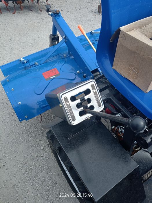 Мототрактор 12 л.с с фрезой