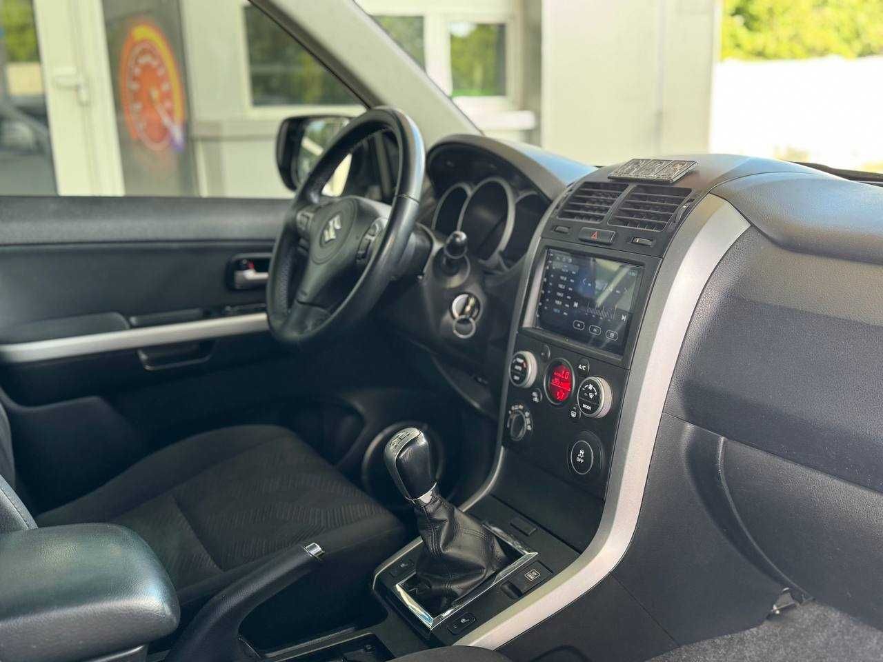 Suzuki Grand Vitara 2014