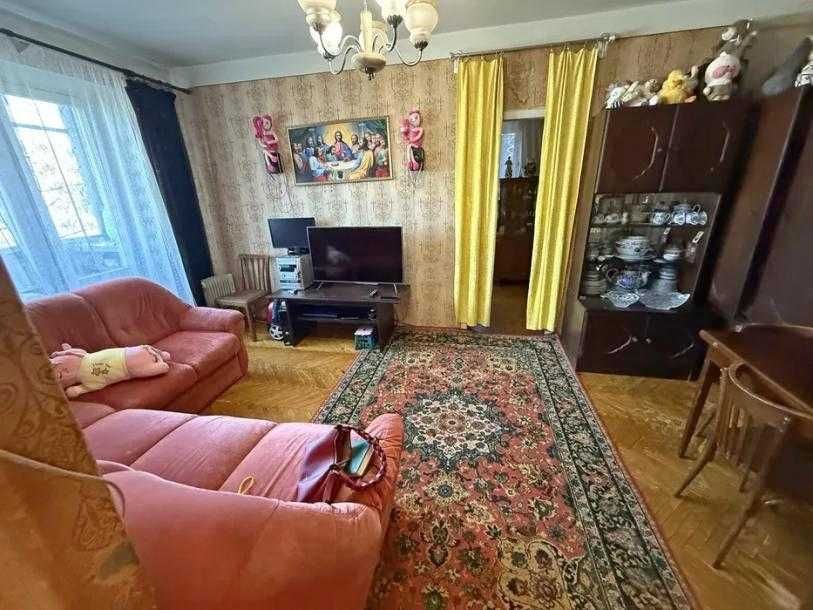 Продам 2к. кв. в центре ХТЗ (район с/м Роста)!