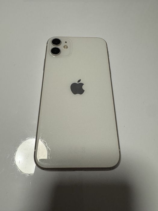iPhone 11 • 128 GB • Stan bardzo dobry