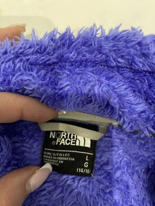 Włochaty polar The North Face wyjątkowy