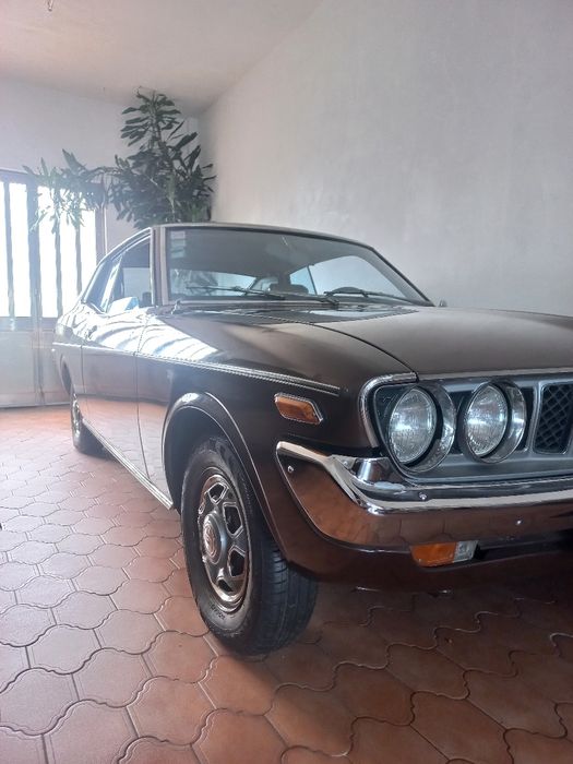 Toyota Corona Mark II