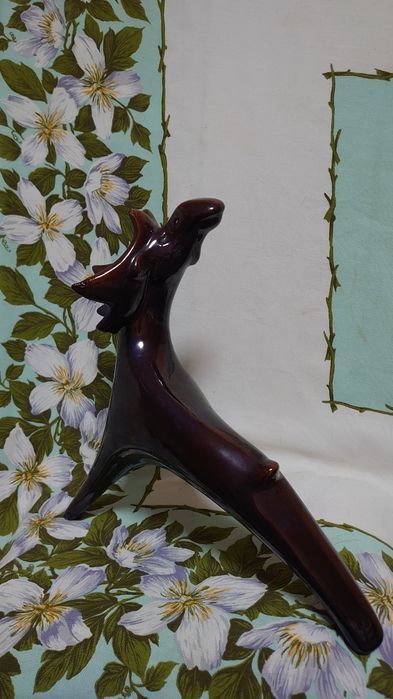 Лось, кераміка майоліка