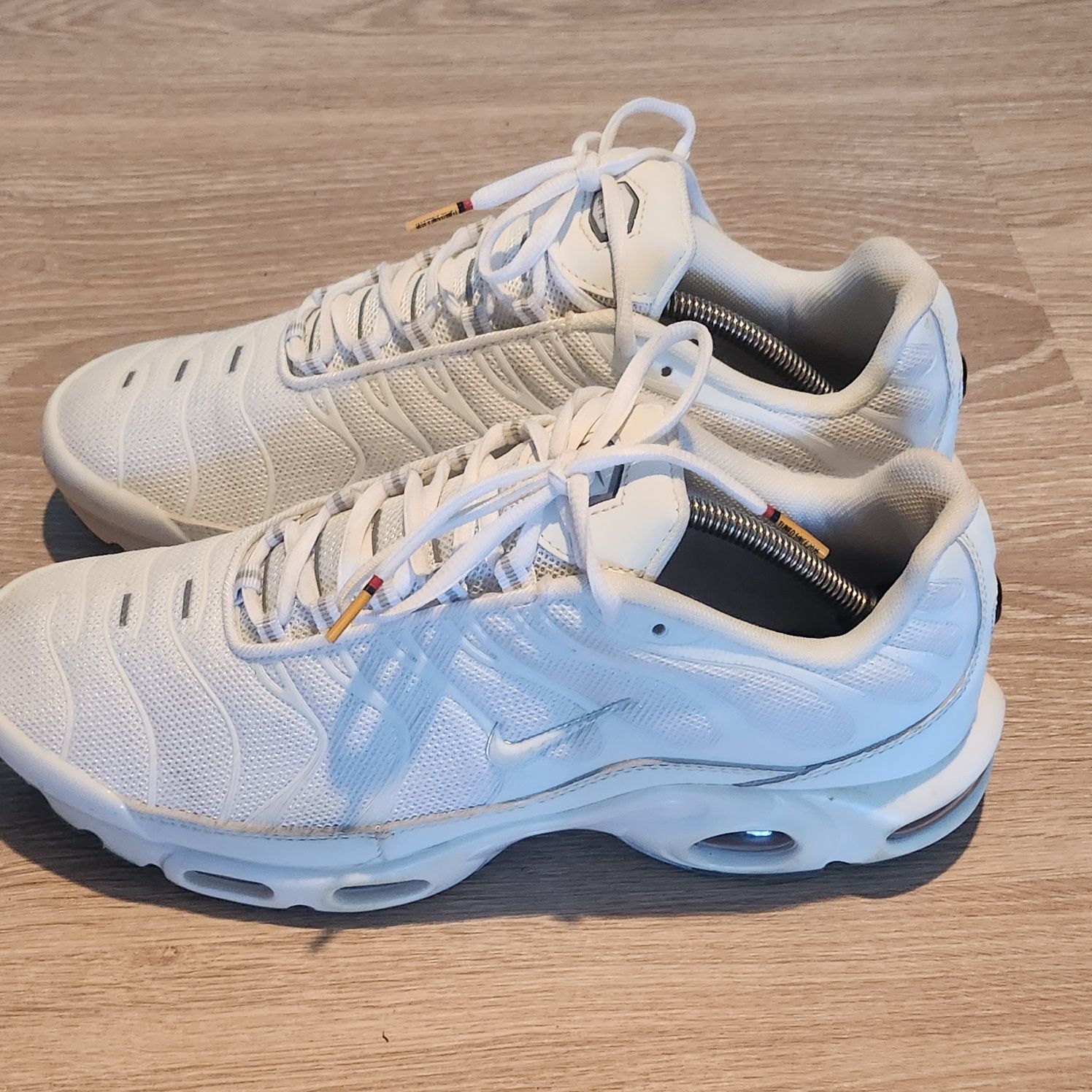 Кроссовки Nike air max plus white 604133-139