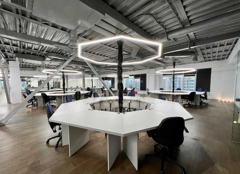 ЛОФТ офис с мебелью и кухней Солом'янський р-н (710 м2)