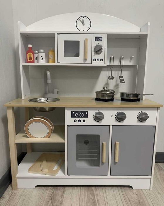 Детская кухня с посудой деревянная игрушечная Kruzzel