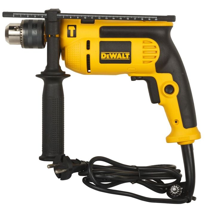 Wiertarka udarowa 701W 13mm kluczyk DWD024-QS DeWalt