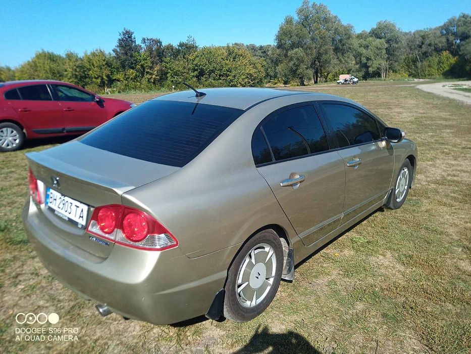 Honda Civic gybrid 7 1.4 автомат варіатор.Хонда цивік гібрид