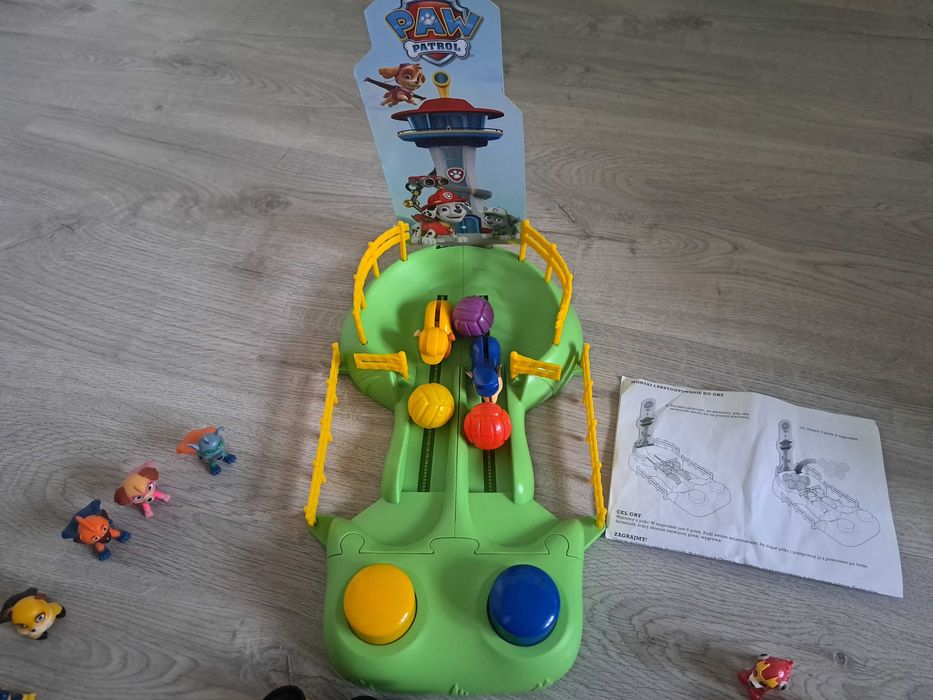 Zestaw psi patrol- gry i puzzle i figurki