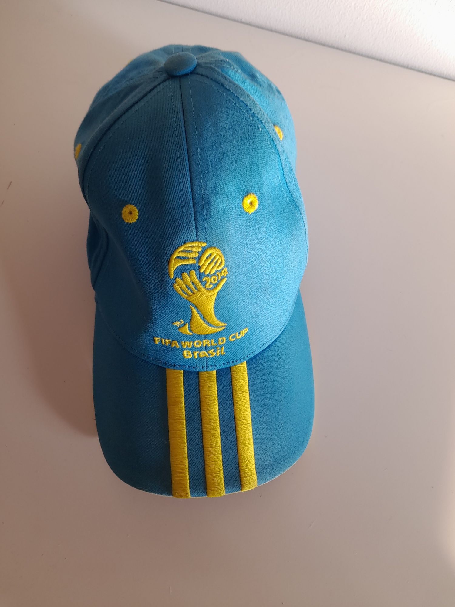 Boné Mundial 2014 Adidas original FIFA novo