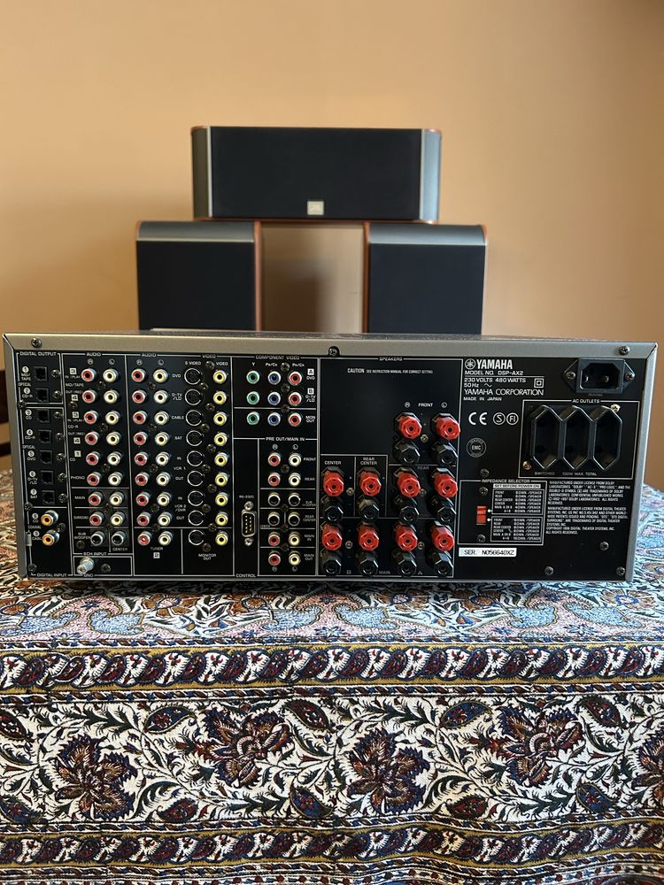 Amplituner Yamaha DSP-AX2