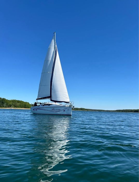 Jacht żaglowy Focus 850