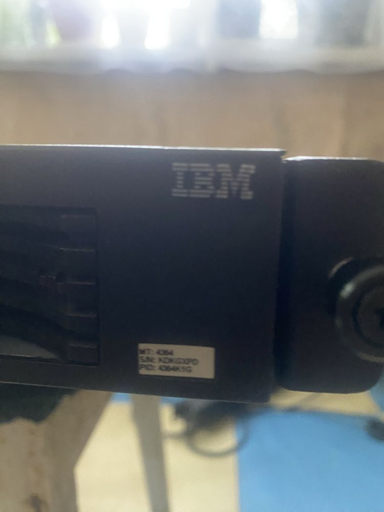 Сервер IBM x3250 (4364) з жорсткими дисками