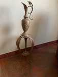 Mesa em Latão com Jarrão
