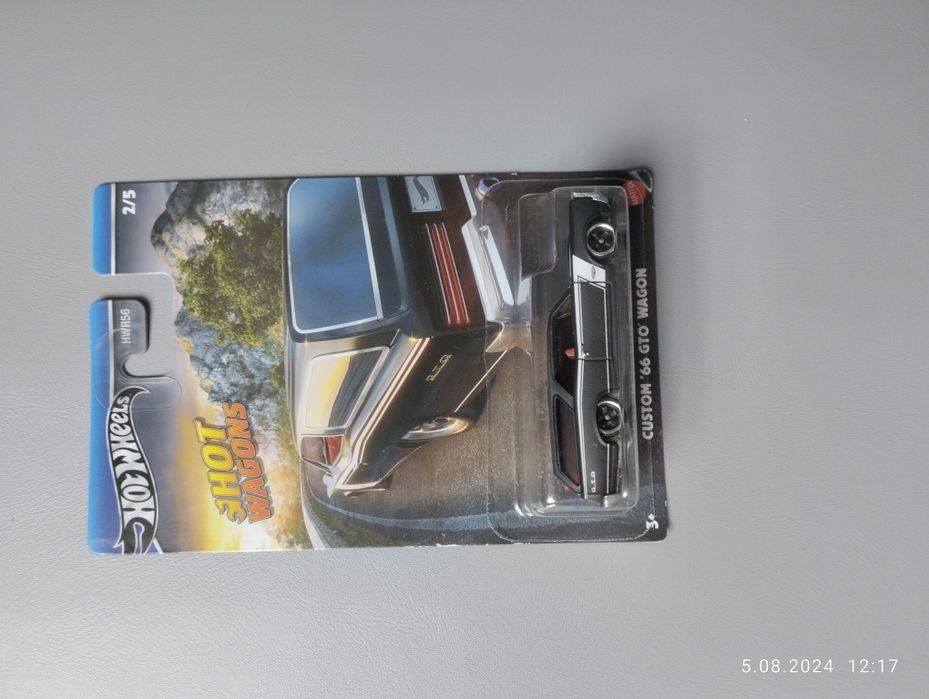 Custom '66 Otto Wagon, Tesla oraz Alpine Hot Wheels