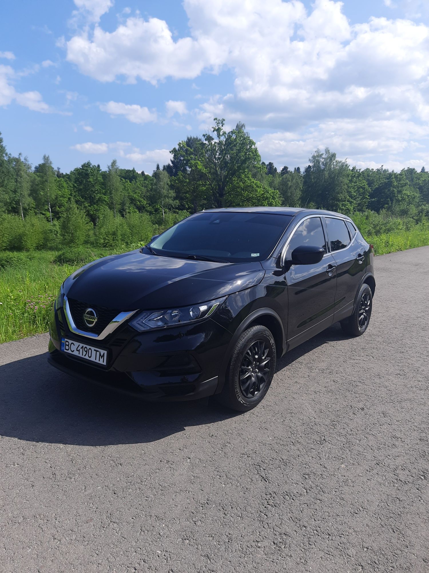 Продам Nissan ROGUE SPORT