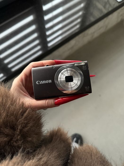 Фотоапарат Canon Powershot A2400 IS