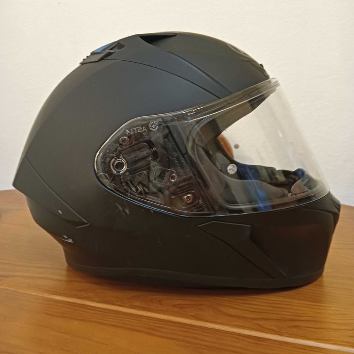 Vendo capacete Airoh tamanho M